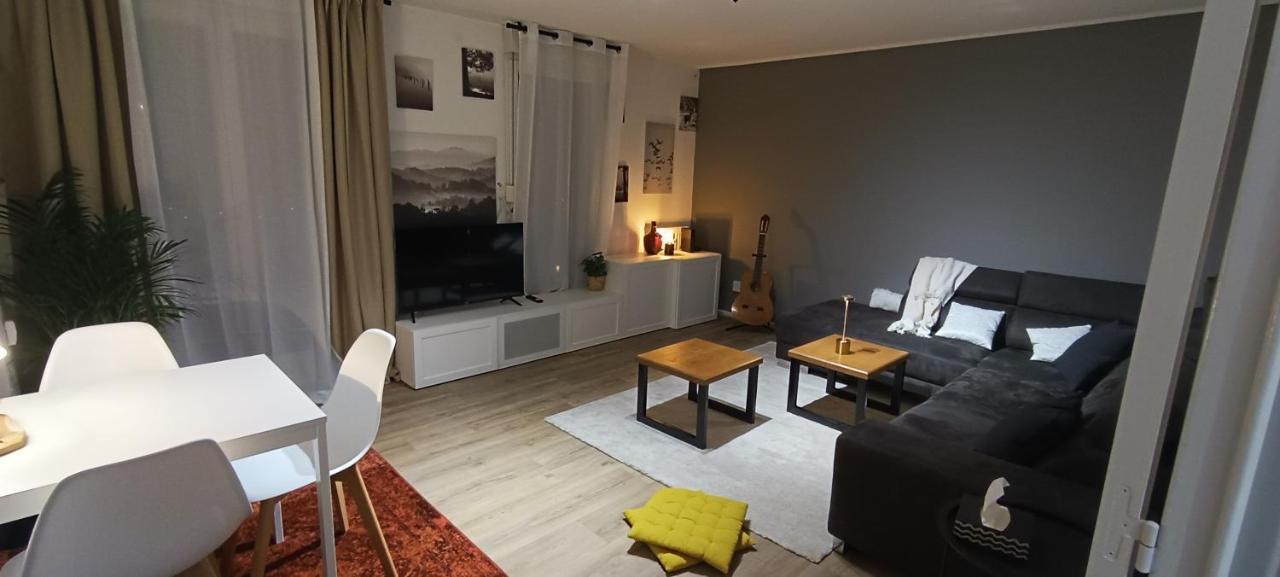 Stylish 1-Bedroom Flat With Beautiful Terrace , For A Cosy Retreat Strasburg Zewnętrze zdjęcie
